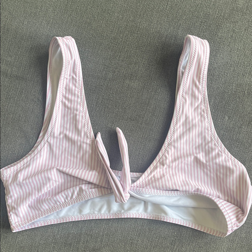 Chic Pink Striped Bikini Top